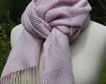 Bufanda de tencel tejida a mano: bufanda de encaje Huck morado y blanco
