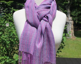 Fine Echo, Bufanda tejida a mano, Larga, Teñida a mano, Tencel, Tejida a mano, Tejida, Original, Sarga progresiva, Sarga, Rosa, Morado, Plateado
