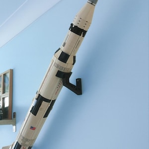 Diagonal Wall Mount for Lego NASA Apollo Saturn V 92176 | Apollo Saturn Display | Gift for Lego and NASA fans