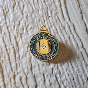 National 4th Infantry (IVY) Division Association Fair Share Contributor US Army Pin