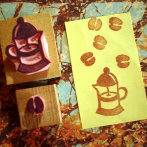 Conjunto de carimbos de café // Carimbos de cafeteira e grãos de café // Carimbo de café // Carimbo de menu de comida // esculpido à mão por Happie stamps