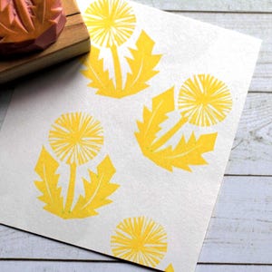 Dandelion rubber stamp// Flower rubber stamp// Wildflower//Lion&#39;s tooth// hand carved and hand crafted rubber stamp by Happie Stamps