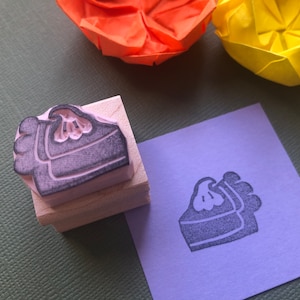 Pie rubber stamp// apple pie // pumpkin pie// peach pie // dessert// thanksgiving stamp // Fall stamp // hand carved rubber stamp