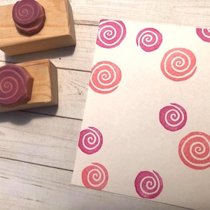 Swirl water ripple circle rubber stamp set // Geometric stamps// water drop// Rain drop//two hand carved rubber stamps by HS