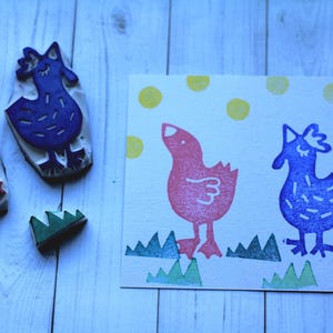 Timbro in gomma a forma di uccello // Timbro a forma di gallo, pollo, oca, anatra, gallina // Regalo di compleanno a tema animali da fattoria // Set di timbri in gomma intagliati a mano da Happie Stamps