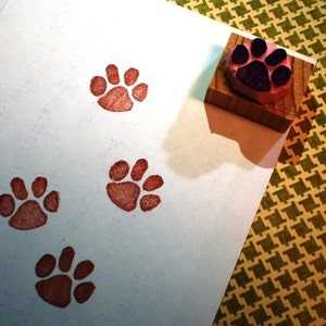 Paw rubber stamp //Puppy dog rubber stamp// Kitty cat rubber stamp//Tiger//Bear//hand carved and hand crafted rubber stamp by Happie stamps