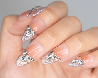 Unghie finte 3D con punta francese scintillante e cristalli / Ombre argento glitterato a mandorla / Unghie finte per vacanze/matrimoni/feste / Nail art glamour / N27
