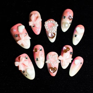 Y2K Pink Drücken Sie auf die Nägel | Süße Mandel Nägel | Kawaii Nägel | Perle Stern Herz Bogen Nägel | Y2K Nägel | Gyaru Nägel | Geburtstagsnägel
