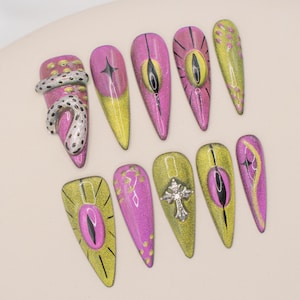 3D Acrylic Handpaint Evil Eye/Green-Purple Chasing Light Cat Eye Press on Nails|Handmade Fake Nails|Reusable/Goth/Halloween/Witchy Nails