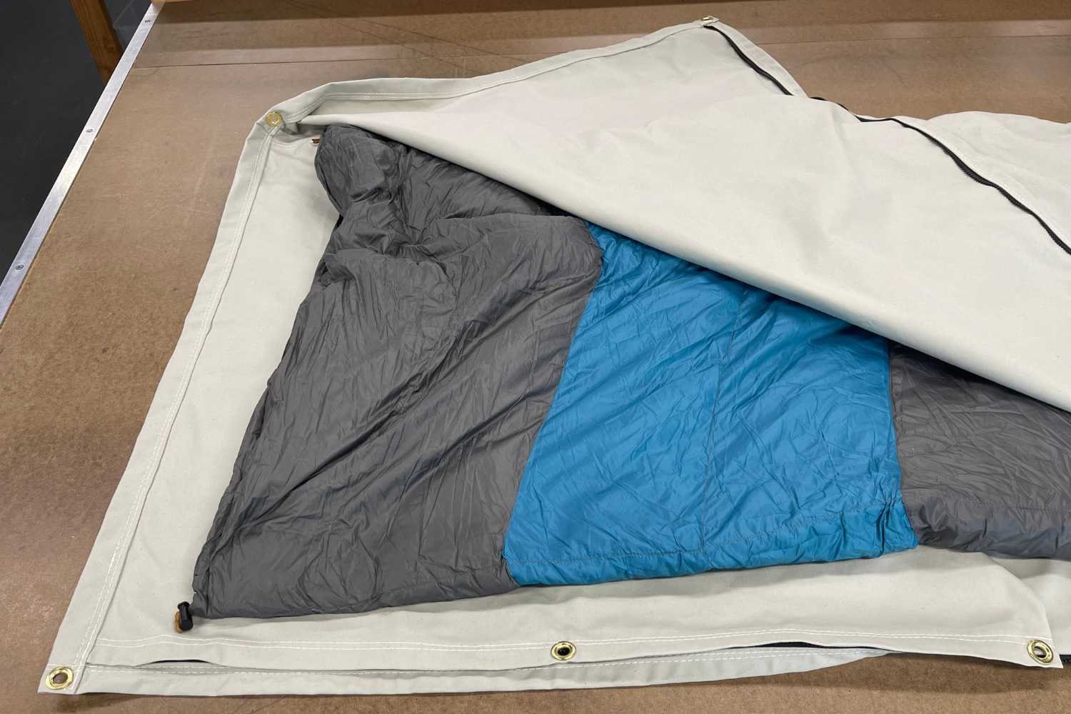 Adventurer Canvas Bedroll Wynnchester