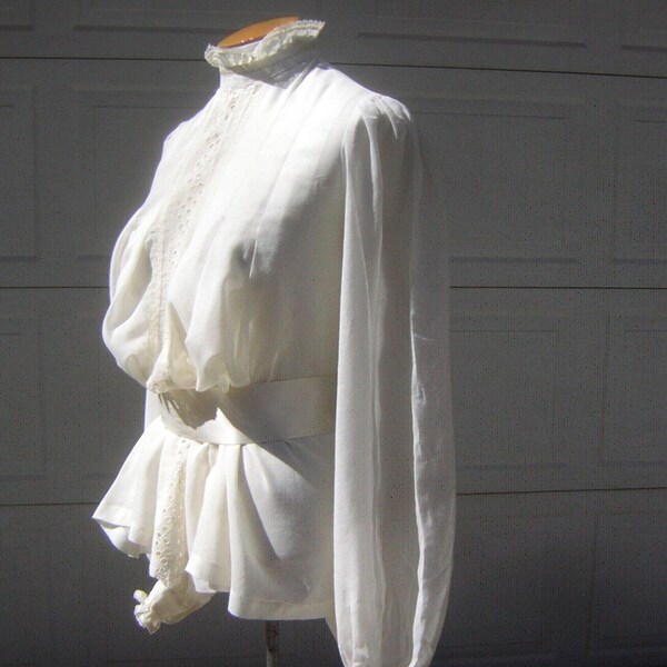 sleeveless victorian blouse
