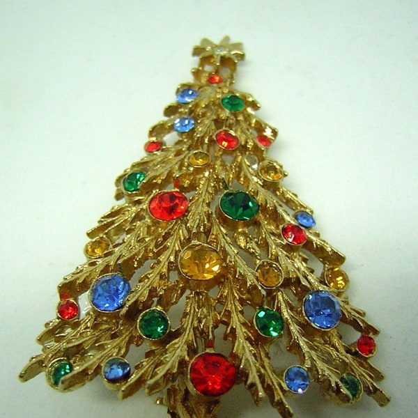 Christmas Tree Pin - Etsy