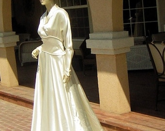 1930s Duchesse Satin Wedding Gown: Vintage Fitted Bridal Dress with Train
