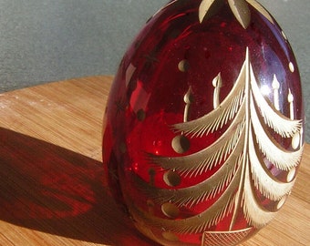 Vintage Faberge Imperial Glass Style Carved Egg - Cranberry Red & Gold Christmas Tree Star Motif - St. Petersburg Russia - 50s Estate