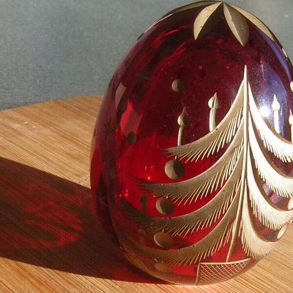 Vintage Faberge Imperial Glass Style Carved Egg - Cranberry Red & Gold Christmas Tree Star Motif - St. Petersburg Russia - 50s Estate