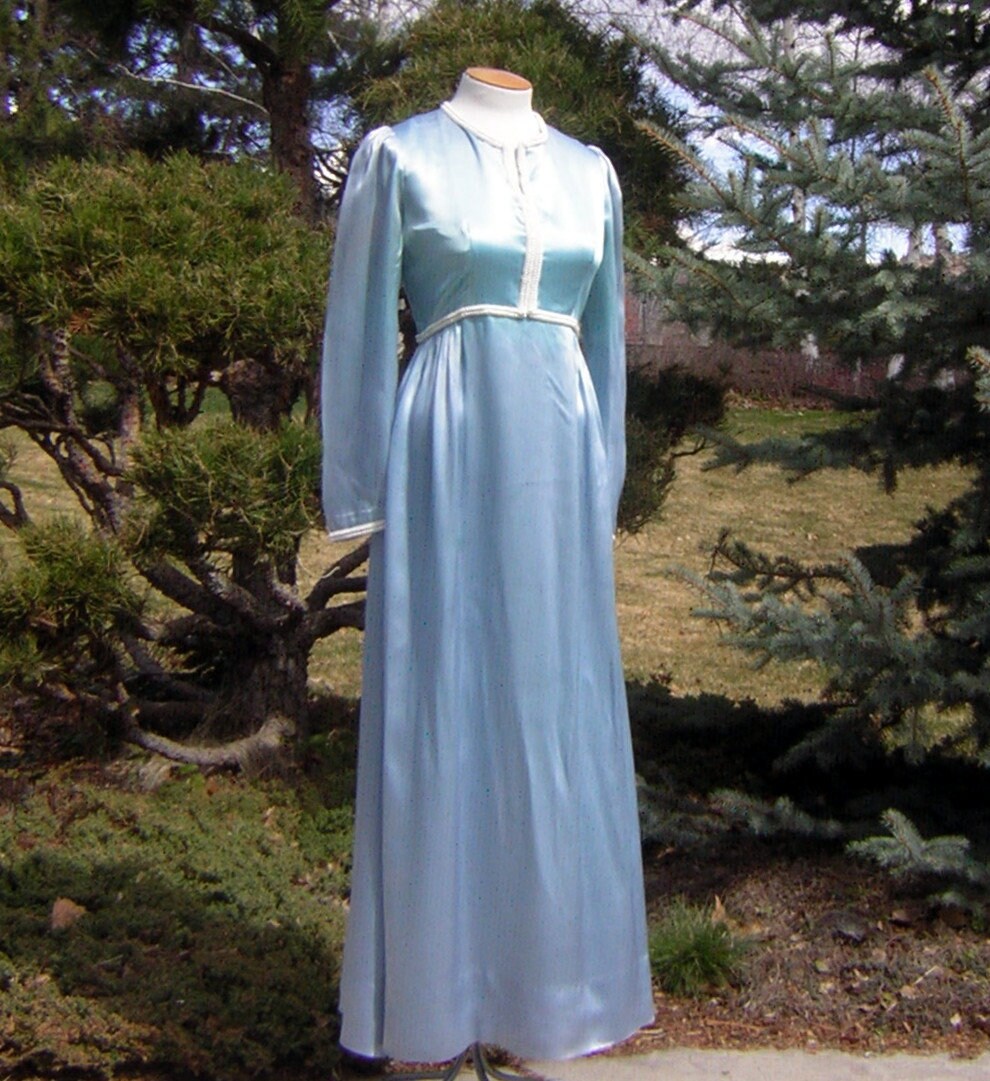 Romeo and Juliet Wedding Dress - Etsy Romeo and Juliet Wedding Dress - Etsy