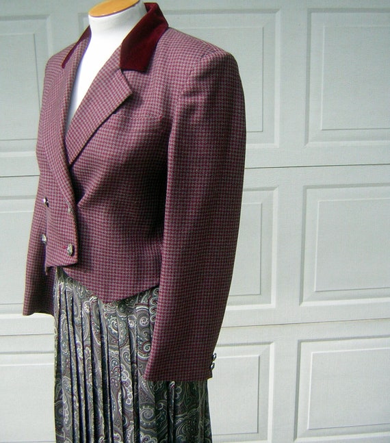 Vintage JAEGER Suit - Jacket & Pleated Skirt in H… - image 8