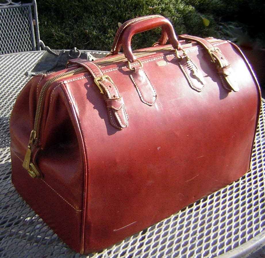 Vintage Zippo Grip Large Brown Leather Medical Doctor Bag Case w/ keys