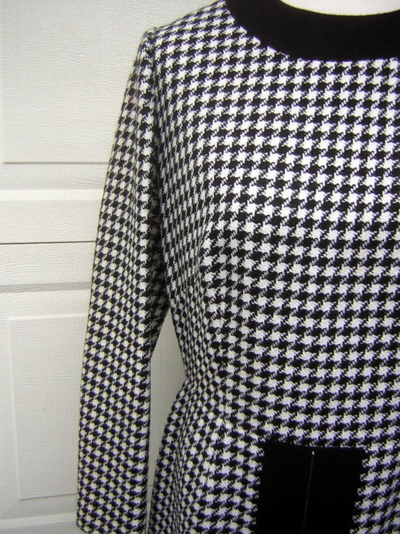 Vintage 60s HOUNDSTOOTH Dress with Matching High … - image 6