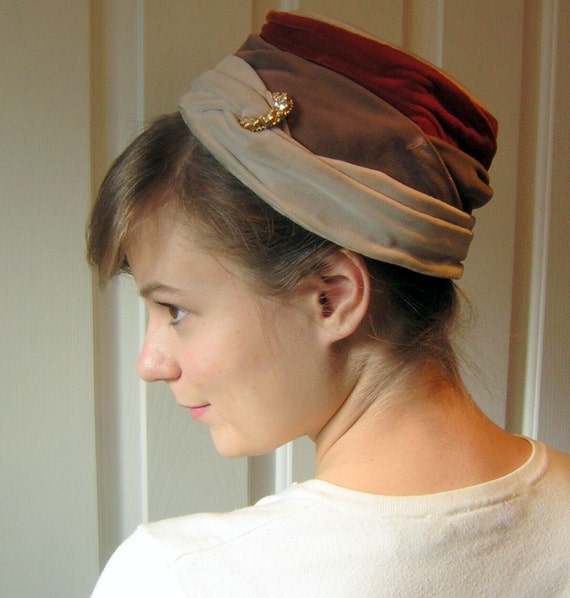 Vintage 50s Hat Ruched 3 Tone Velvet Urban Turban… - image 2