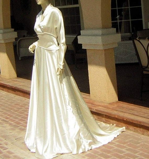 1930s Duchesse Satin Wedding Gown: Vintage Fitted Bri - Gem