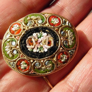 Vintage Brooch Micro Mosaic  Pin Oval  Tesserae ITALY - Intricate & Sweet ORNATE