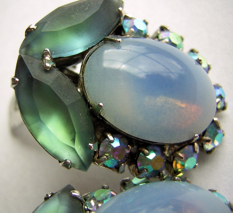 Vintage Coro Earrings Faux Moonstone /& AB Rhinestones Satin Glass Faceted Navettes Lovely Colors