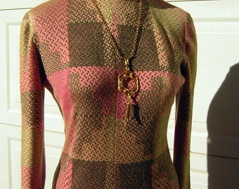 Maxi Dress Curvy Wool Knit Pink & Mocha Industrial Matrix Weave Vintage 70s - S to M