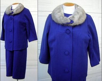 Vintage koningsblauwe kostuumjurk, zilveren nertsenkraag, Lady Mendel Knit uit de jaren 60