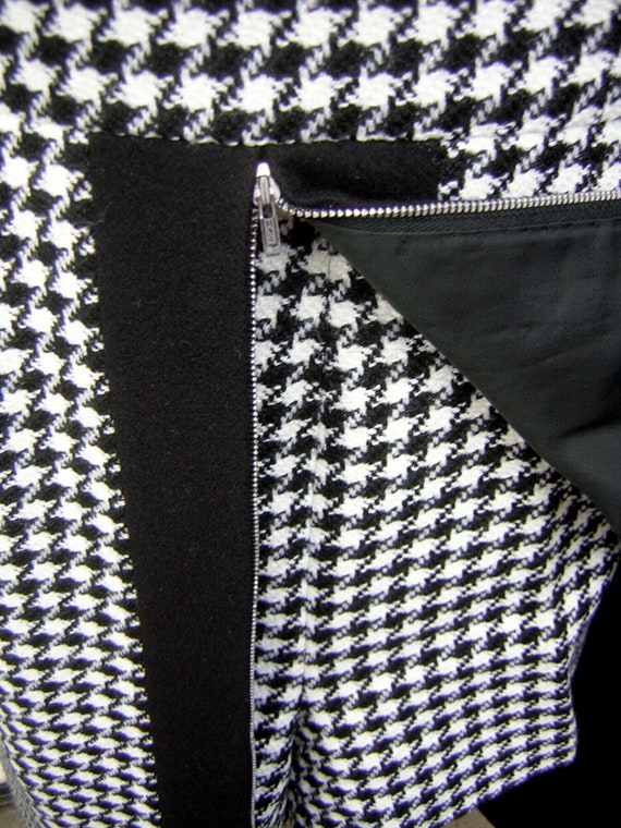 Vintage 60s HOUNDSTOOTH Dress with Matching High … - image 5