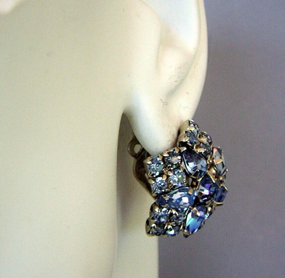 Ice Blue Rhinestone Earrings Clip On - Dazzling  … - image 5