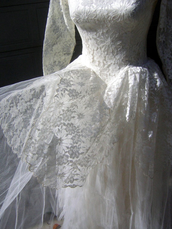 Vintage 50s Wedding Dress Sheer Illusion Bodice G… - image 6