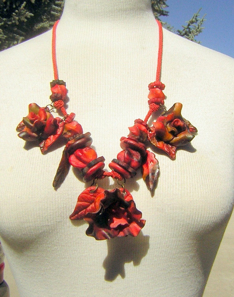 Tropical Statement Piece Good /& GAUDY Necklace Chunky Hand Crafted Marble RED Polymer