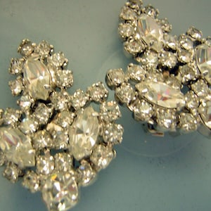 Brincos Kramer Vintage anos 50 com strass, grande, estilo coquetel, assinado