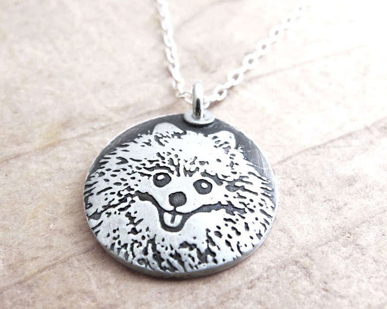 Pomeranian necklace in silver, Pom jewelry, memorial necklace afbeelding 1