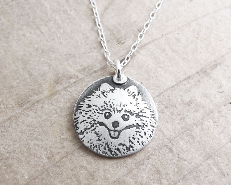 Pomeranian necklace in silver, Pom jewelry, memorial necklace afbeelding 3