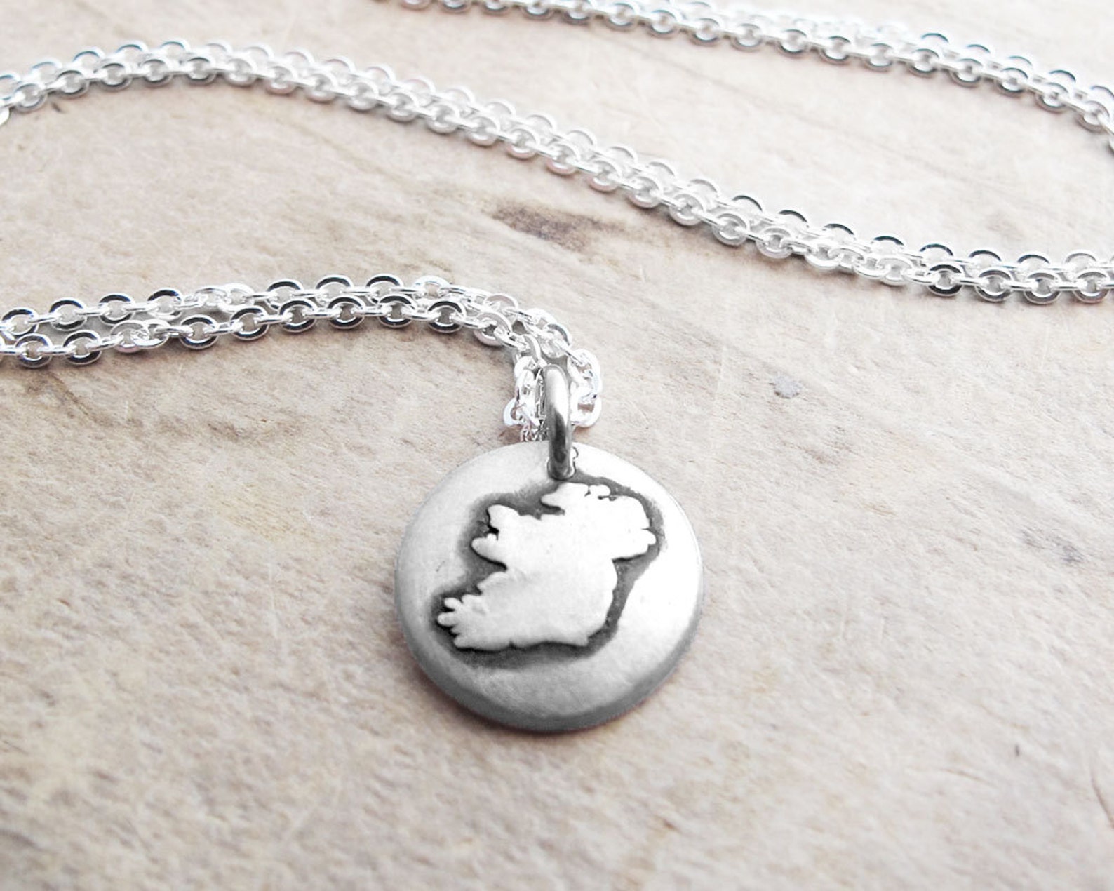 Tiny Ireland Necklace Silver Map Jewelry Ireland Jewelry Éire Etsy