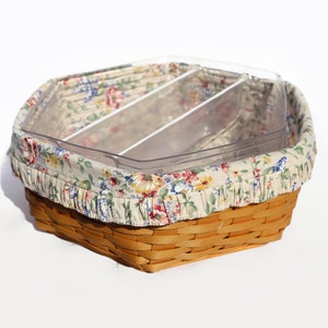 Large Longaberger Basket Two Serving Trays Floral Fabric Liner Hexagon Shaped Wicker Picnic Basket Vintage Bread Basket Dining Garden Party