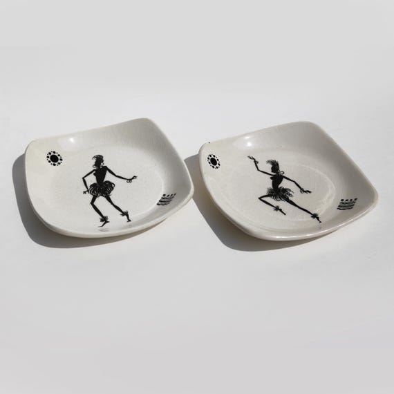 Ceramic African Dancer Plates Vintage Wade UK 1950's Tribal Decorative  Trinket Dish Ethnic Wall Decor Afro Dance Appetizer Plates Wall Art