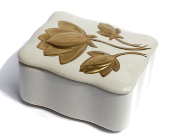 Mid Century Japanese Ceramic Trinket Box, Asian Inspired Decorative Box, Gold Lotus Flowers, Cream Gold Vanity Box, Hollywood Regency Decor