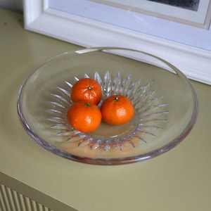 1980&#39;s Clear Glass Starburst Bowl Contemporary 1980&#39;s Glass Bowl Heavy Glass Fruit Dish Minimal Modern Bowl Round Serving Dish