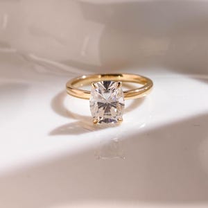 Solid Gold Solitaire Elongated Cushion Cut Moissanite Engagement Ring, Minimalist Wedding Ring, Promise Ring, Anniversary Gift for Women