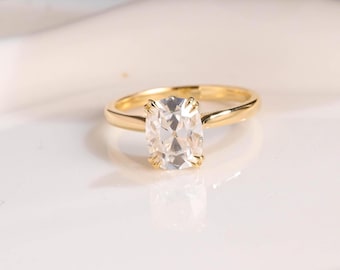 Solid Gold Hidden Halo Old European Elongated Cushion Cut Moissanite Pierścionek zaręczynowy, Pierścionek obietnicy katedry, Pierścionek tulipanowy, Prezent urodzinowy