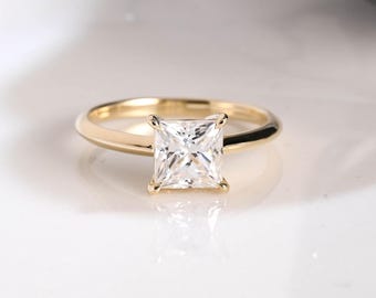 Solid Gold Solitaire Princess Cut Moissanite Verlobungsring Messerkante, Versprechensring
