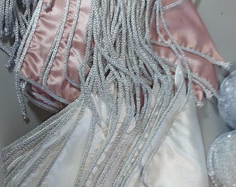 アフガニスタンのヘナラップ、伝統的なヘナラップ、トレイの装飾