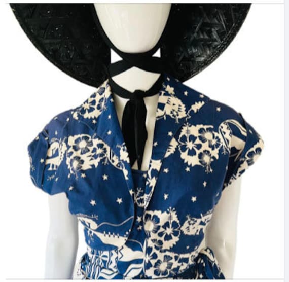 STUNNING and RARE 1940's Hawaiian Sarong Dress & … - image 3