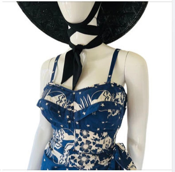 STUNNING and RARE 1940's Hawaiian Sarong Dress & … - image 2