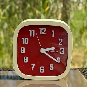 Lorenz Wall Clock - Etsy