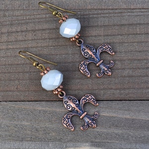 Fleur De Lis Earrings - Fleur De Lis Jewelry - Fleur de lis - New Orleans Fleur De Lis Earrings Matte White Crystal French NOLA