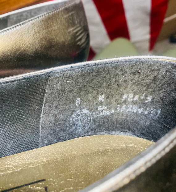 naturalizer silver pumps